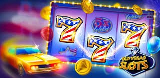 Aung City platform interface showing casino slots and live dealer games